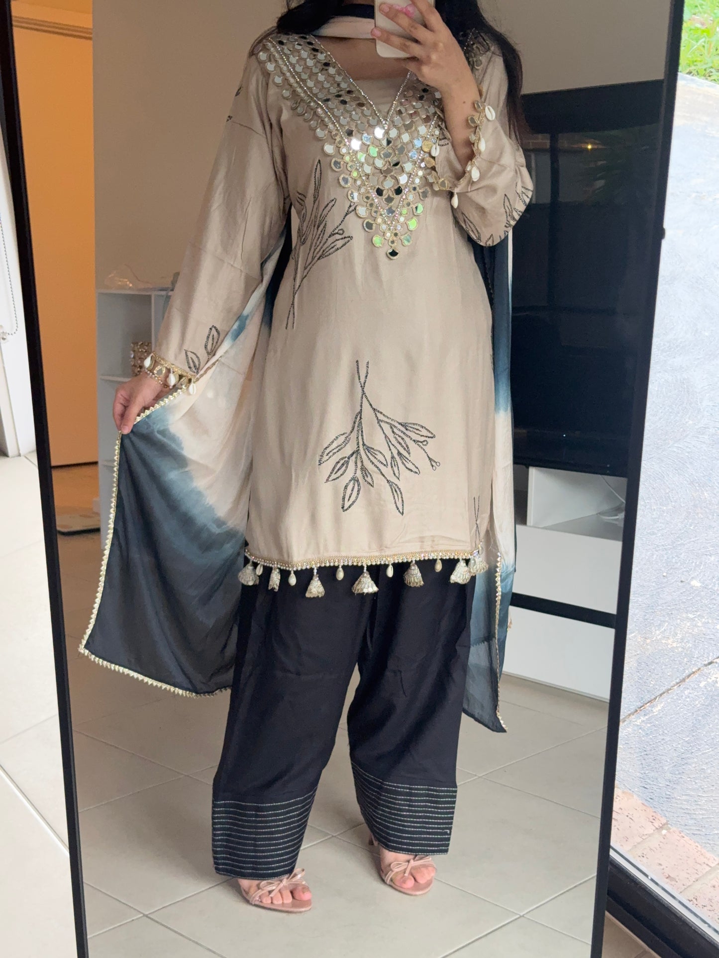 The VAMIKA Suit