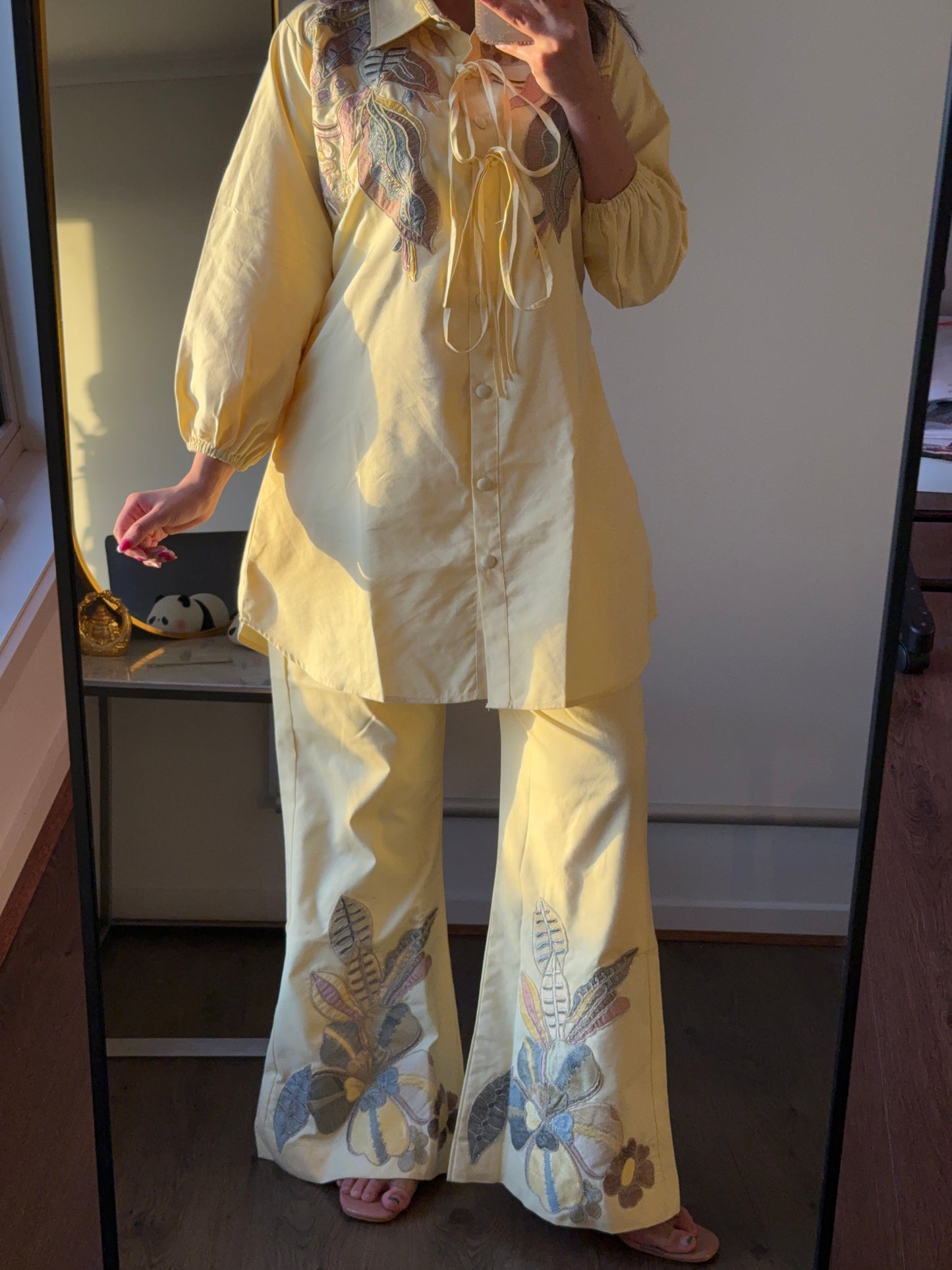 The BUTTERCUP Cord Set