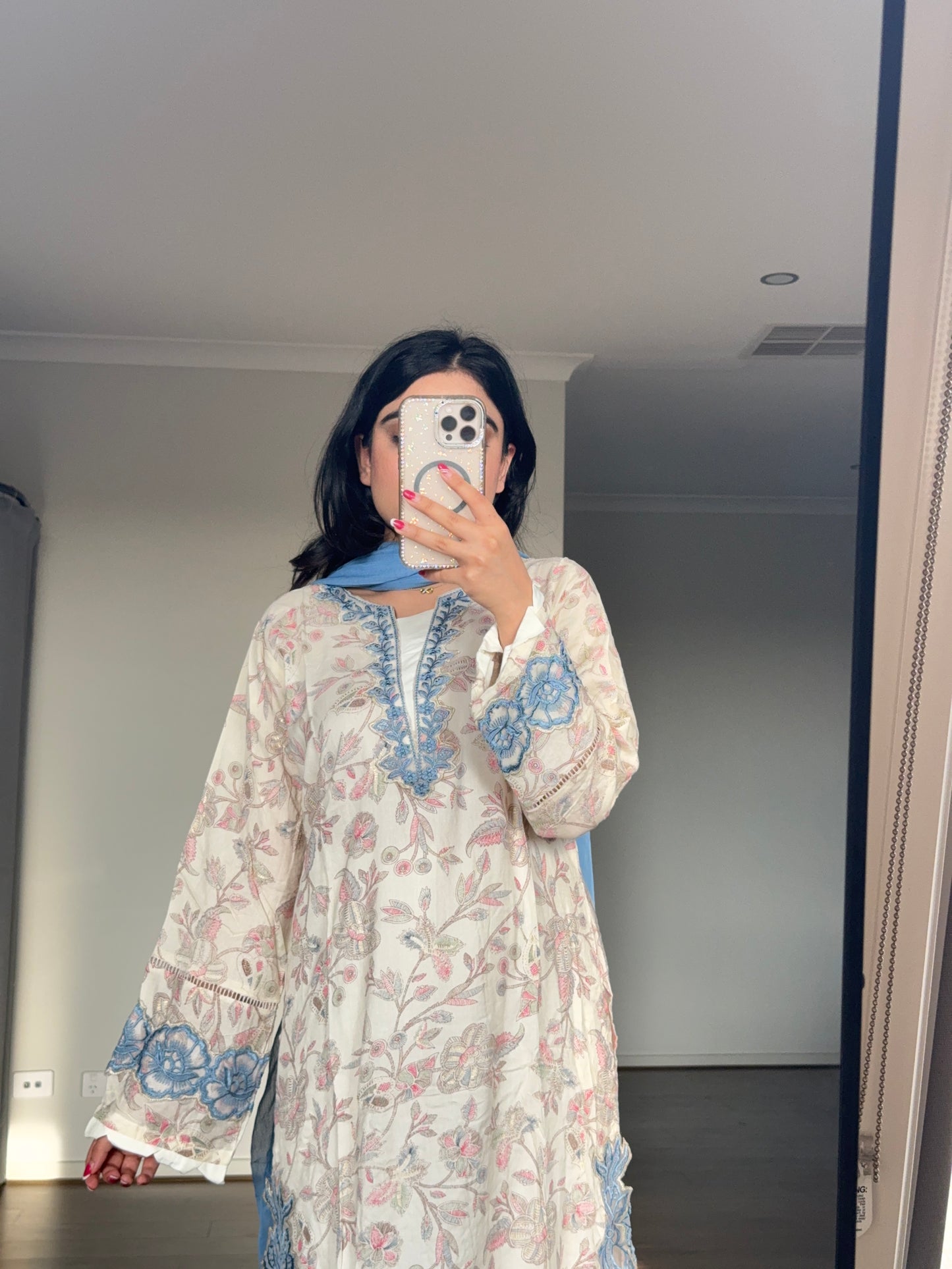 The MEHER Set (Beige)